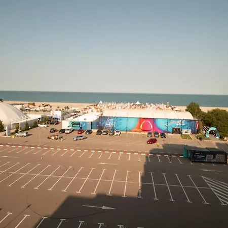 Summerland Vibe Mamaia Exterior photo