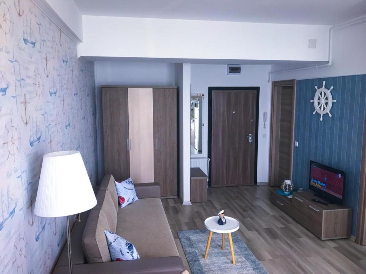 Summerland Vibe Mamaia